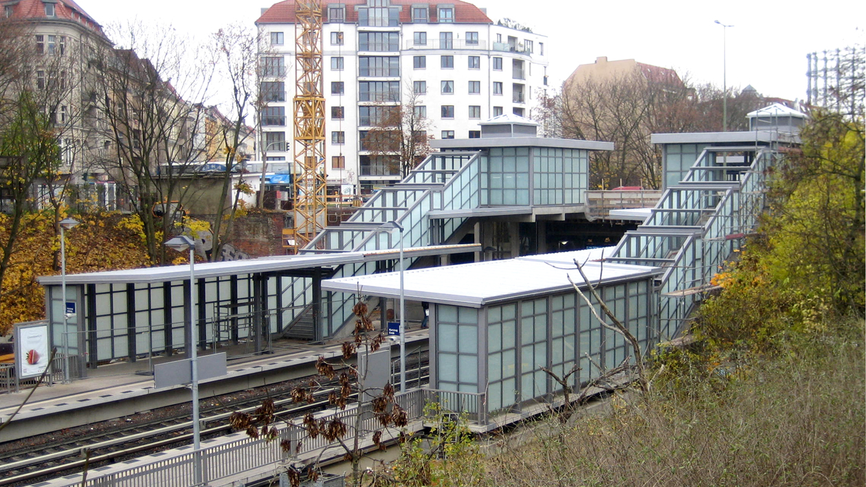 S-Bahnhof Julius-Leber-Brücke, Berlin