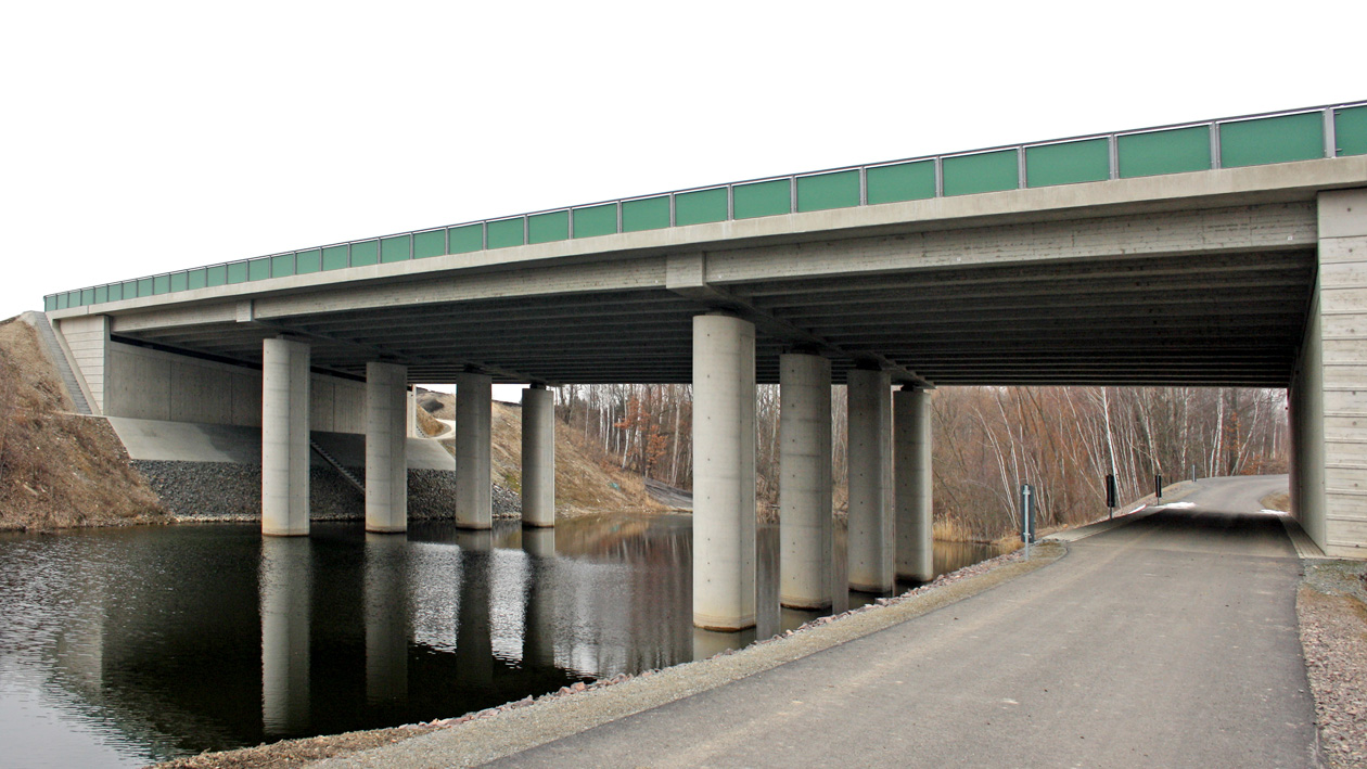 Brücke im Zuge der BAB A72 über Bubendorfer Wasserloch bei Frohburg (Sachsen)