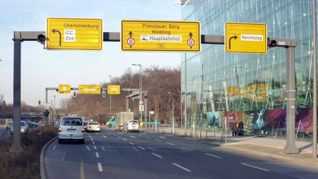 Verkehrszeichenbrücken im Stadtgebiet von Berlin